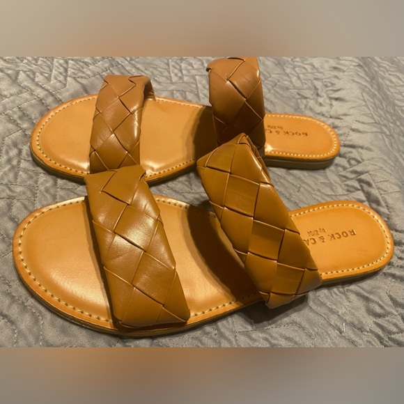 Rock & Candy Shoes - NWOT Rock & Candy by Zigi Camel Brown Woven Braided Slide Sandals Size 9